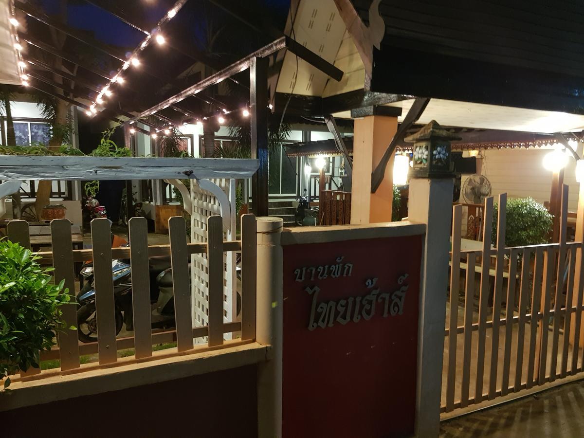 Thaihouse Koh Larn Exterior foto